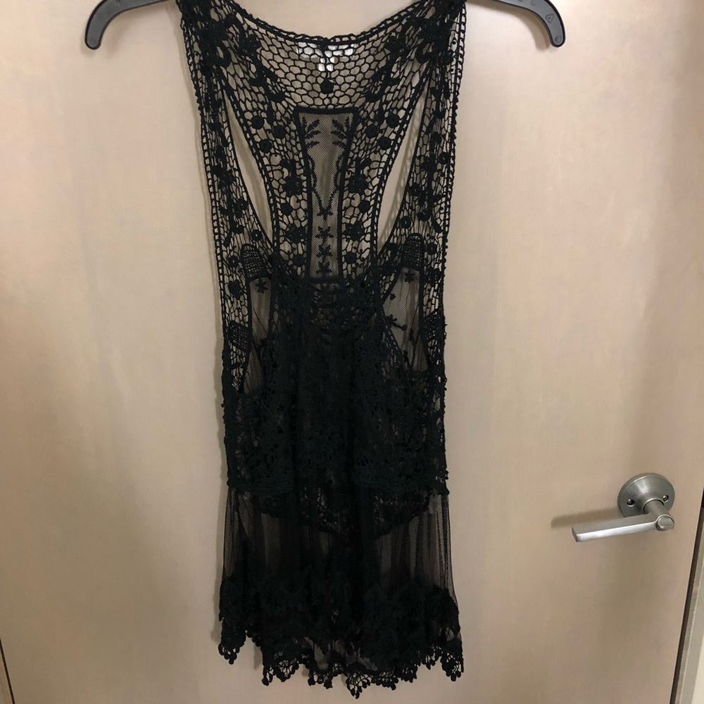 Lace black tank